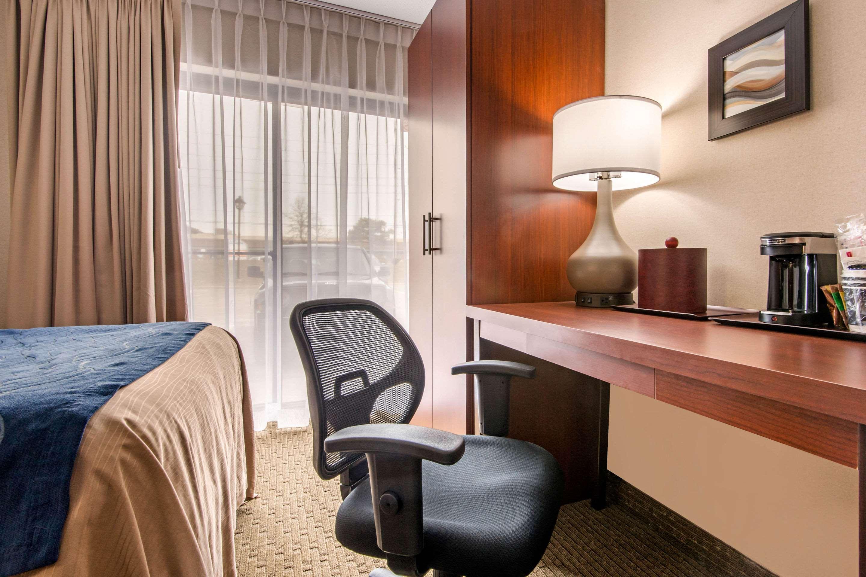 Inn Comfort Airport West Mississauga