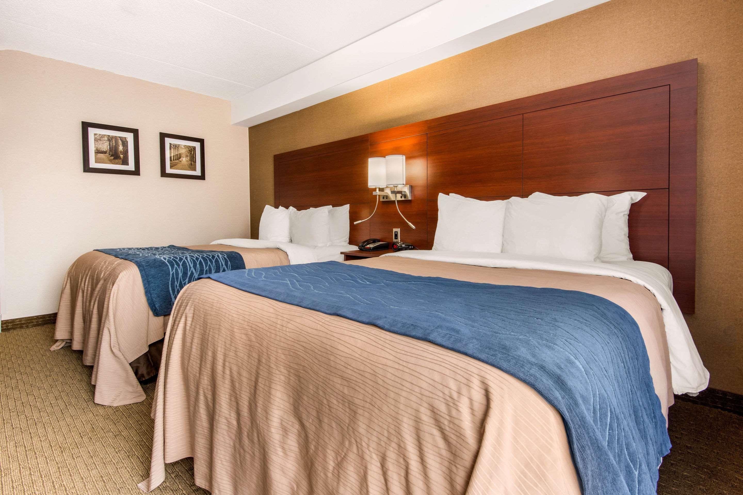 Comfort Airport West Inn