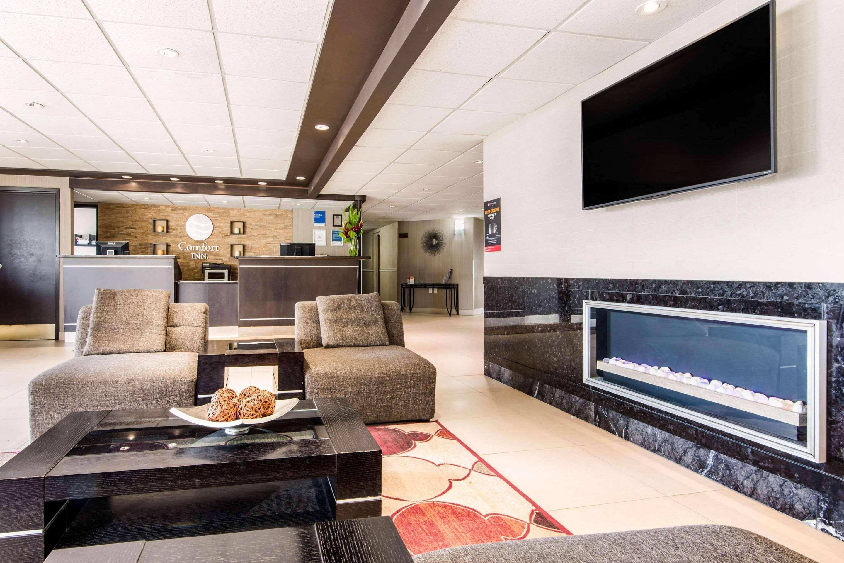 Comfort Airport West Mississauga